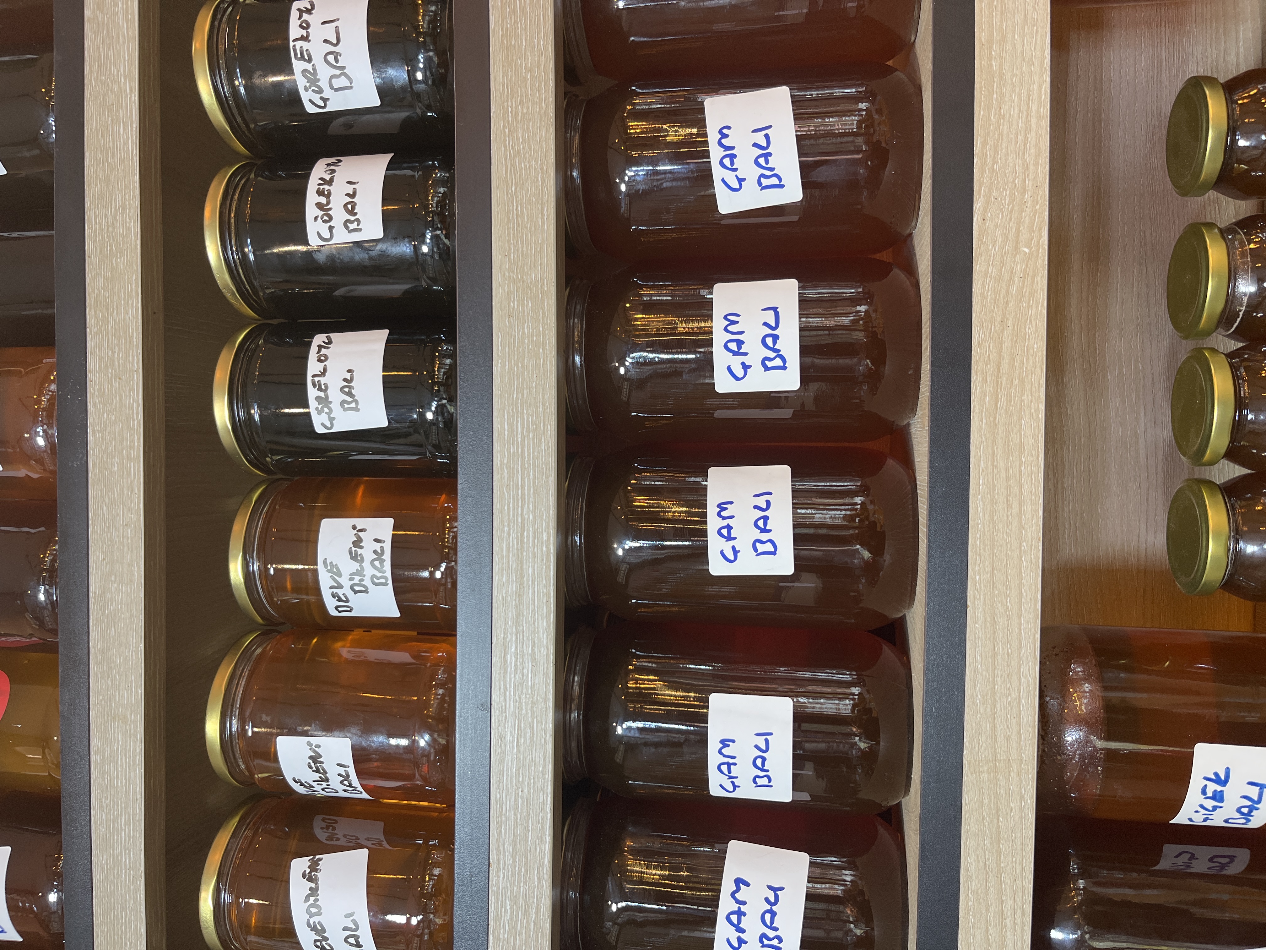 Yayla Balı 1,350 gr kavanoz